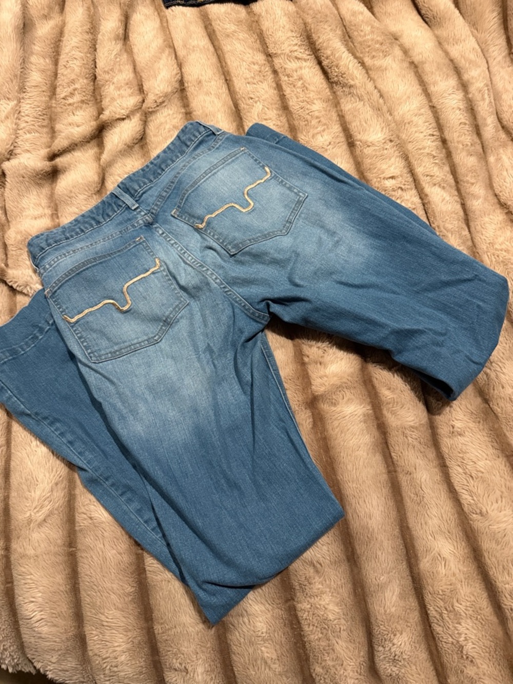 lola Medium Blue Boot Cut Jeans - Picture 6 of 7